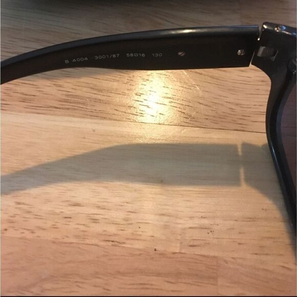 AUTHENTIC BURBERRY BLACK SILVER LOGO SUNNIES W/ VINTAGE NOVA CHECK CASE - Picture 5 of 5